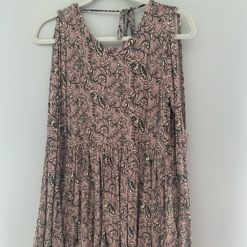 AE open shoulder and open back top